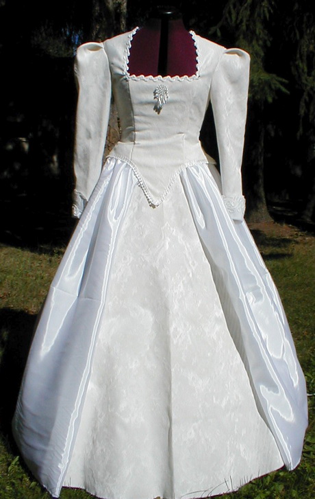 medieval-wedding-gowns-87-18 Medieval wedding gowns