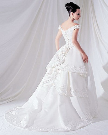 pictures-of-wedding-gowns-72-12 Pictures of wedding gowns