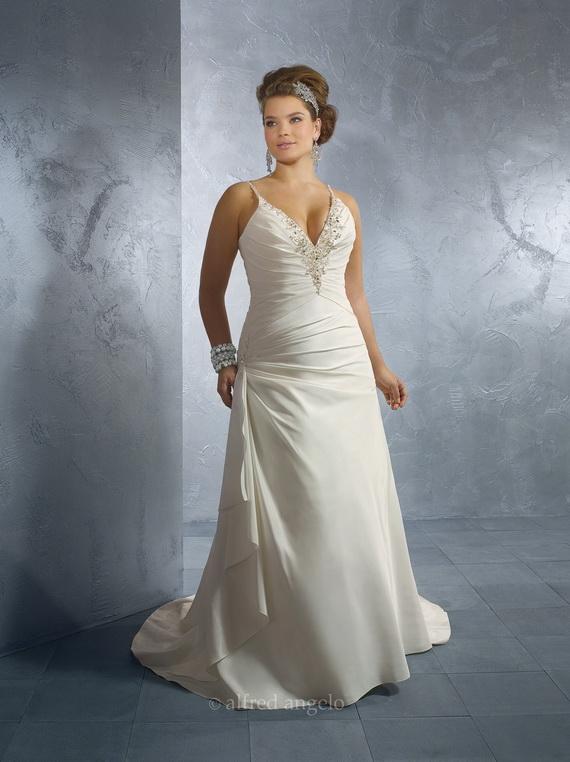plus-size-wedding-gown-4 Plus size wedding gown