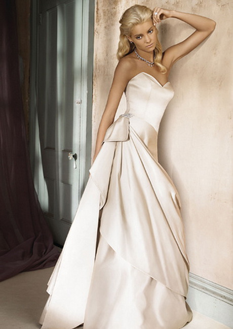 stunning-bridal-gowns-85-12 Stunning bridal gowns
