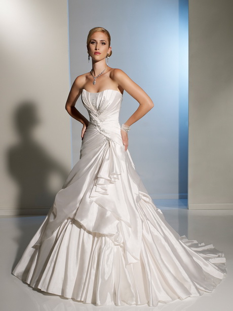 traditional-wedding-gowns-24-5 Traditional wedding gowns