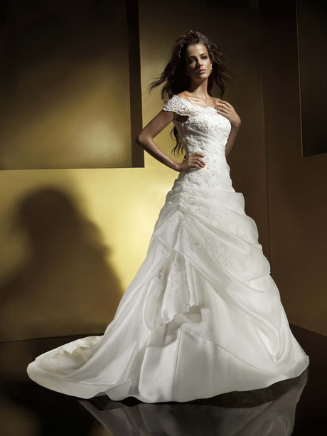 wedding-gowns-with-sleeves-40-15 Wedding gowns with sleeves