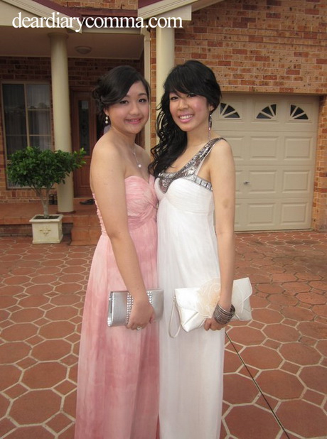 what do parents wear to year 12 formal