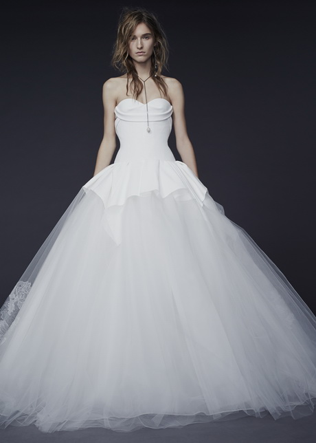 vera-wang-wedding-gowns-2015-24-2 Vera wang wedding gowns 2015