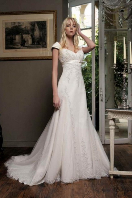 wedding-dress-for-short-bride-56_11 Wedding dress for short bride