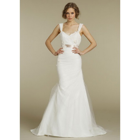 long-white-wedding-dress-54_13 Long white wedding dress