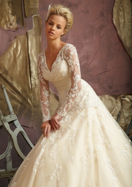 modest-lace-wedding-dress-51_13 Modest lace wedding dress
