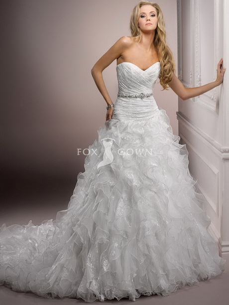organza-lace-wedding-dress-33_13 Organza lace wedding dress