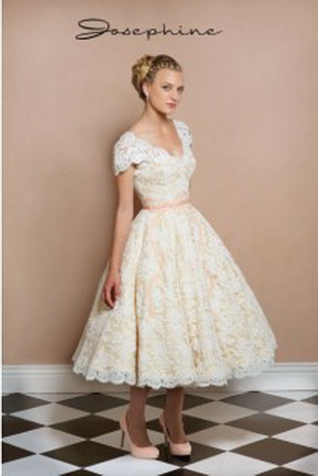 vintage-wedding-dress-short-31_17 Vintage wedding dress short