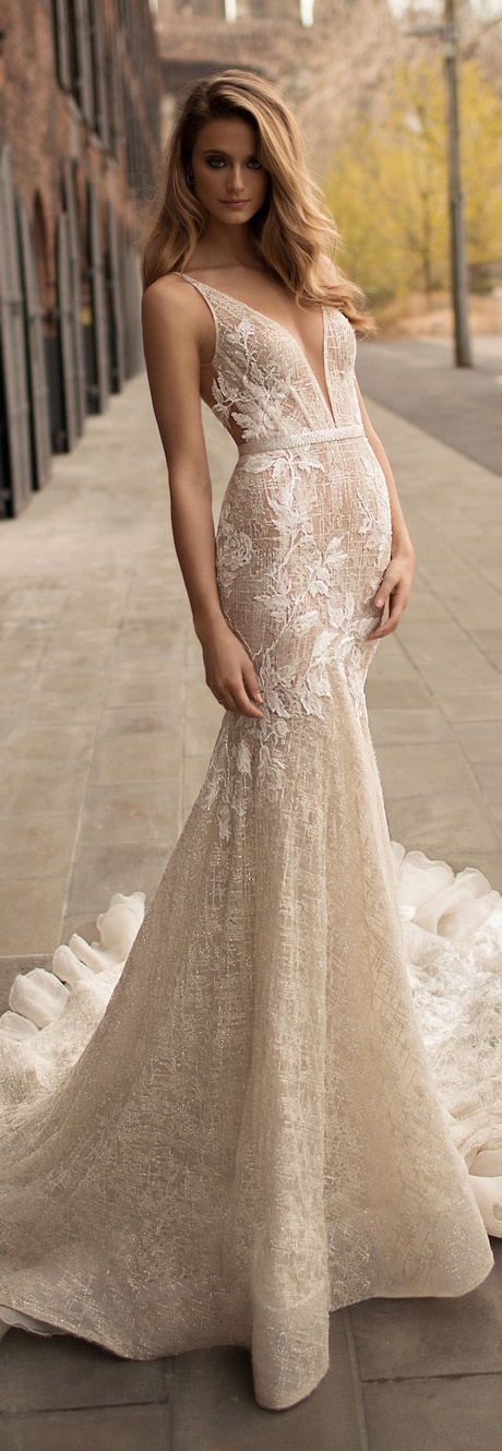 dresses-for-wedding-guests-2018-05_2 Dresses for wedding guests 2018