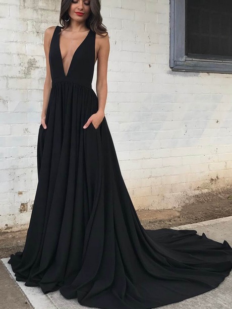 long-black-prom-dresses-2018-94_16 Long black prom dresses 2018