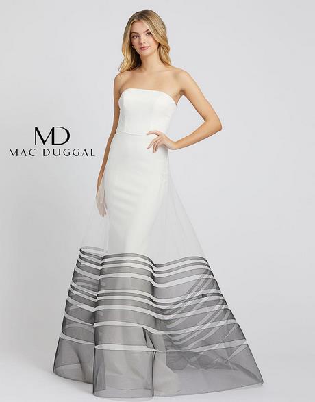 black-and-white-prom-dresses-2022-45_17 Black and white prom dresses 2022