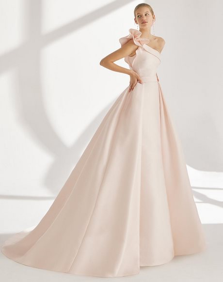 couture-gowns-2022-61_13 Couture gowns 2022