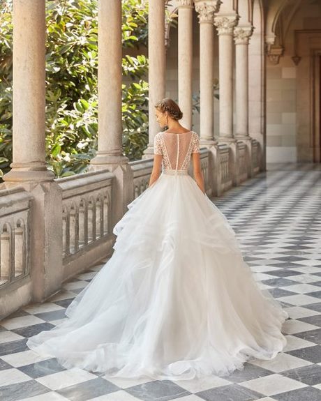 formal-dresses-for-weddings-2022-50_6 Formal dresses for weddings 2022