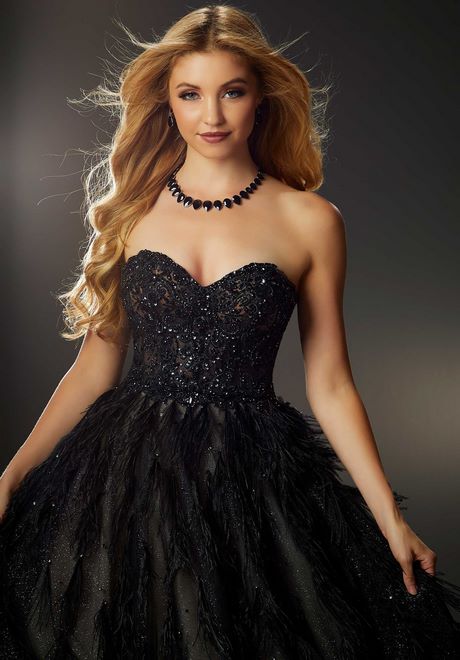 black-prom-dresses-2023-14_14 Black prom dresses 2023