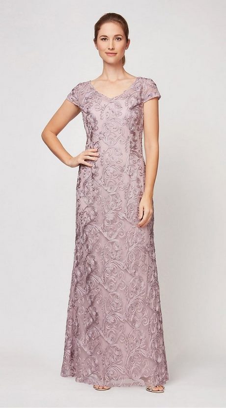 mother-of-the-bride-dresses-spring-2023-33_11 Mother of the bride dresses spring 2023