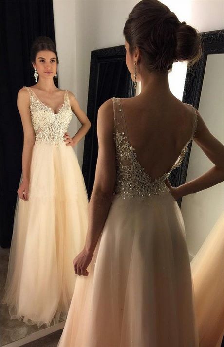 prettiest-prom-dresses-2019-35_12 Prettiest prom dresses 2019