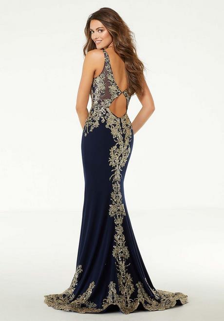 fitted-prom-dresses-2020-47_15 Fitted prom dresses 2020