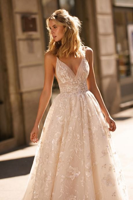 spring-wedding-dresses-for-guests-2020-83_11 Spring wedding dresses for guests 2020