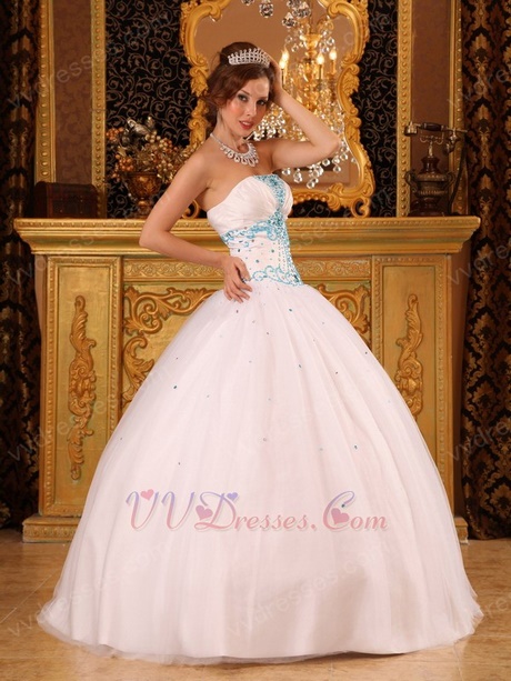 white-ball-gown-quinceanera-dresses-24_12 White ball gown quinceanera dresses