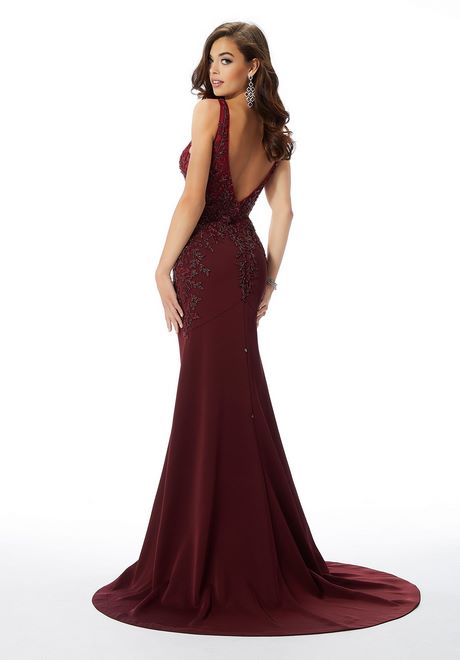 burgundy-prom-dresses-2021-97_10 Burgundy prom dresses 2021