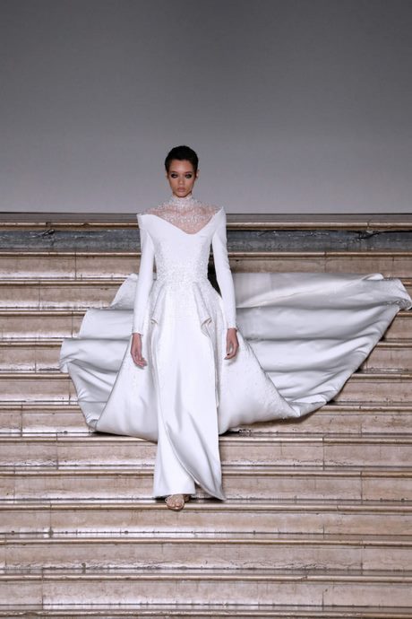 couture-wedding-dress-2021-56_9 Couture wedding dress 2021
