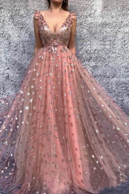 long-lace-prom-dresses-2021-64_13 Long lace prom dresses 2021