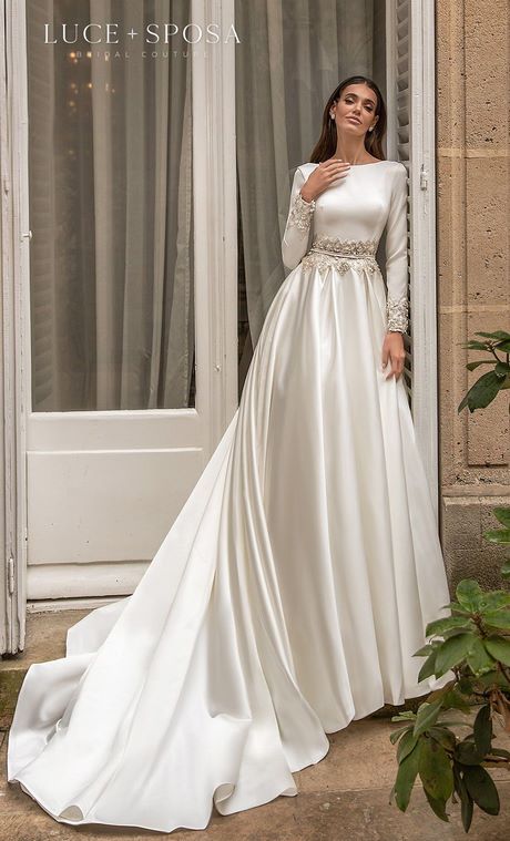 simple-wedding-gowns-2021-80_10 Simple wedding gowns 2021
