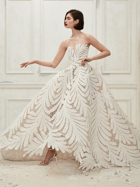 wedding-gown-designs-2021-81_10 Wedding gown designs 2021