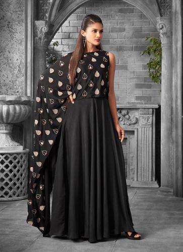 black-designer-gowns-36_10 Black designer gowns