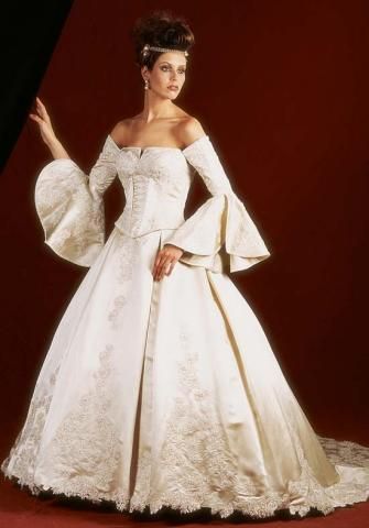 renaissance-wedding-dress-04_4 Renaissance wedding dress