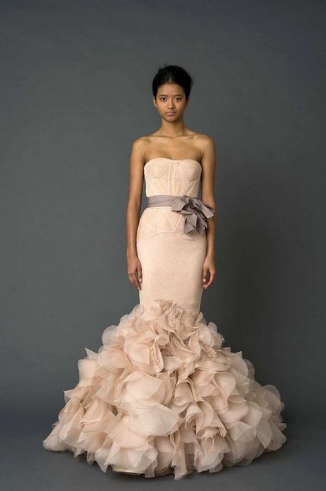 vera-wang-pink-wedding-dress-16_15 Vera wang pink wedding dress