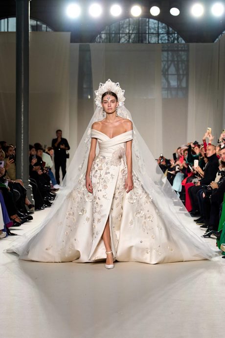 fashion-wedding-dresses-2023-08 Fashion wedding dresses 2023