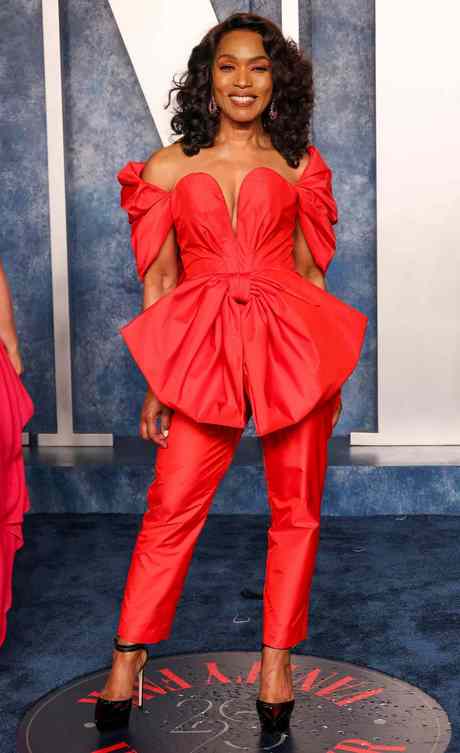 oscars-fashions-on-the-red-carpet-2023-21 Oscars fashions on the red carpet 2023