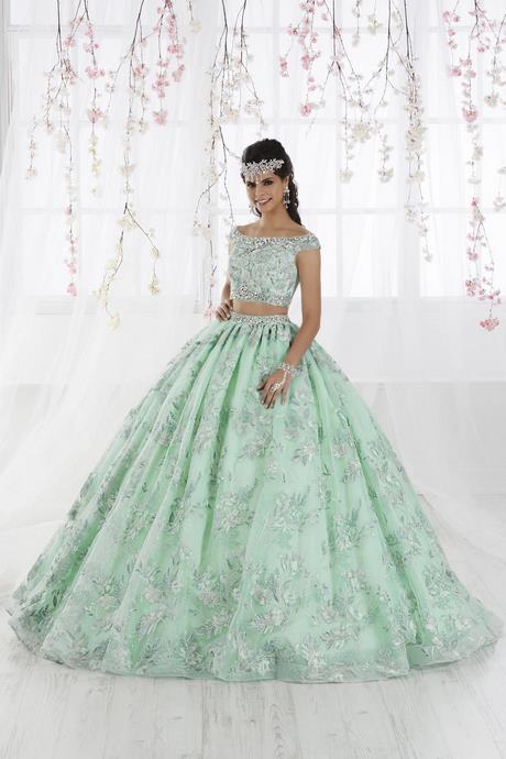 two-piece-quinceanera-dresses-2023-94_2 Two piece quinceanera dresses 2023