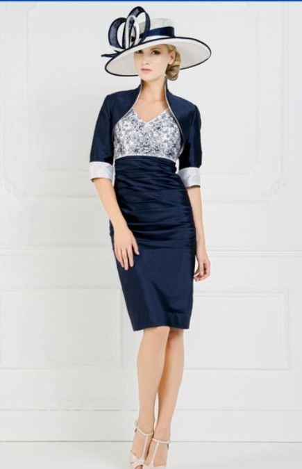 mother-of-the-bride-dresses-navy-blue-36_13 Mother of the bride dresses navy blue