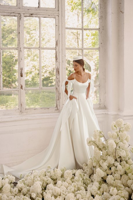 bridal-dresses-collection-2022-24_9 Bridal dresses collection 2022