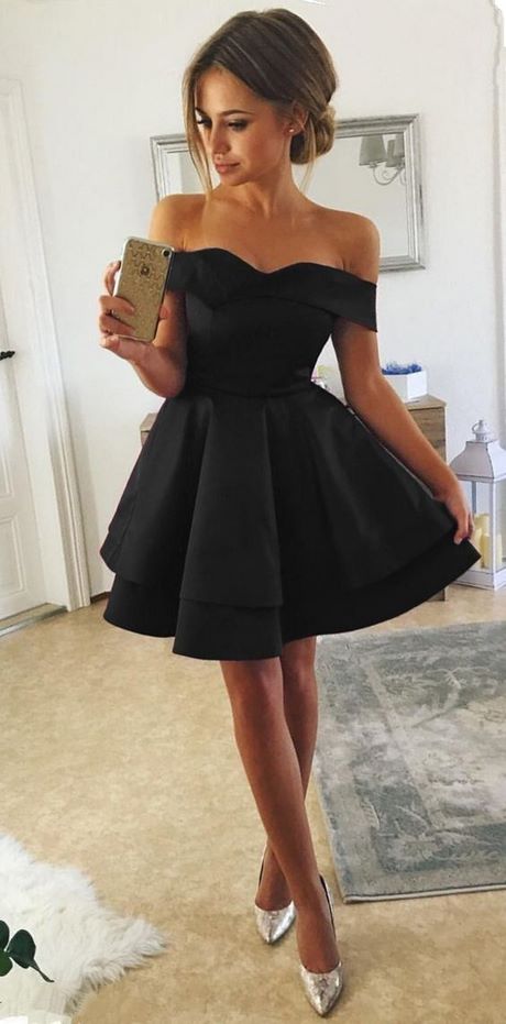 short-black-prom-dresses-2022-63_11 Short black prom dresses 2022