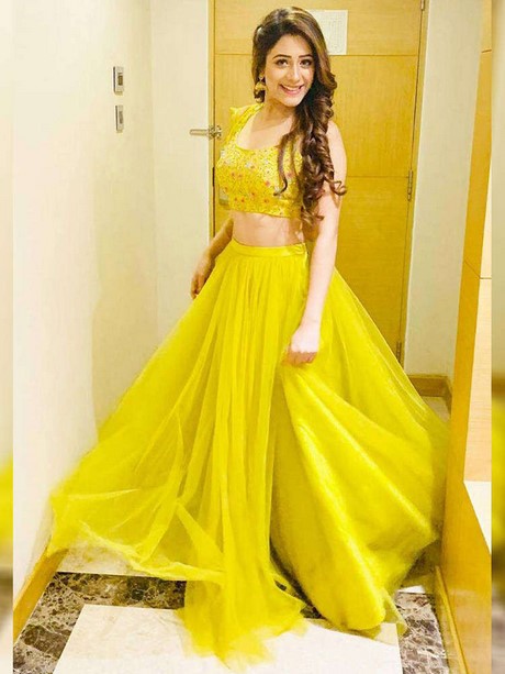long-skirt-and-crop-top-with-dupatta-01_12 Long skirt and crop top with dupatta