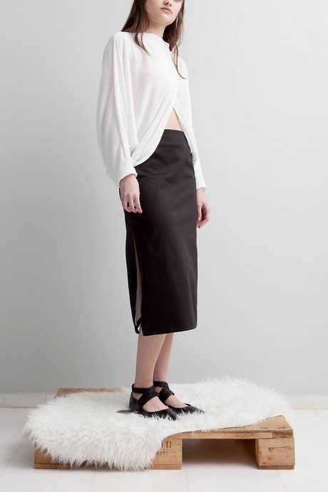 long-straight-skirt-with-side-slits-10_11 Long straight skirt with side slits