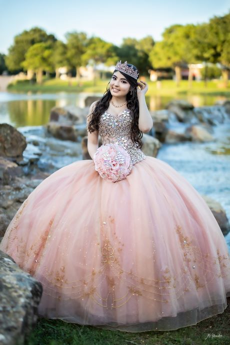 rose-gold-dress-for-quinceanera-17_6 Rose gold dress for quinceanera
