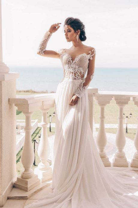 best-beach-wedding-dresses-2022-65_9 Best beach wedding dresses 2022