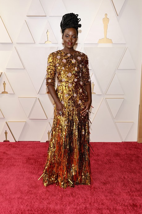 best-outfits-oscars-2022-76_2 Best outfits oscars 2022