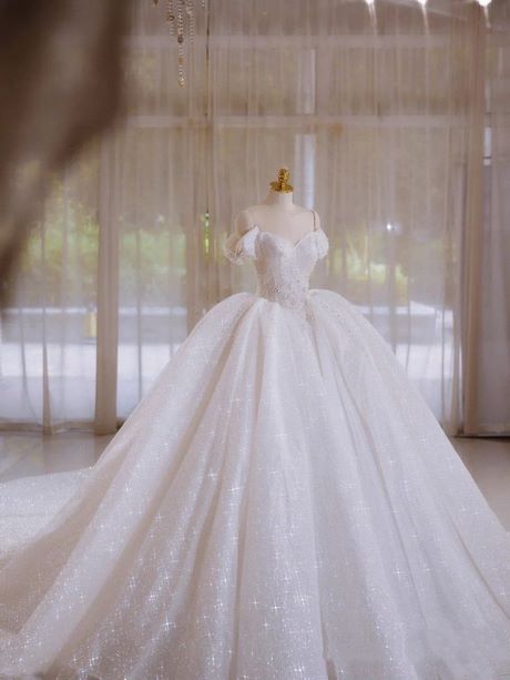 disney-princess-wedding-dresses-2022-48_9 Disney princess wedding dresses 2022