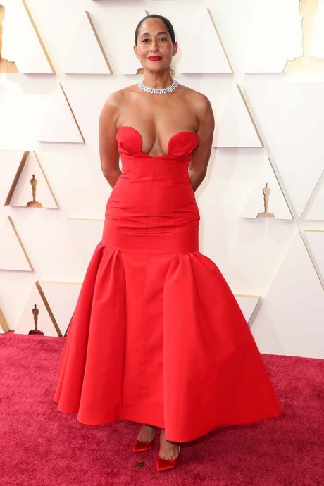 gowns-at-oscars-2022-29_12 Gowns at oscars 2022