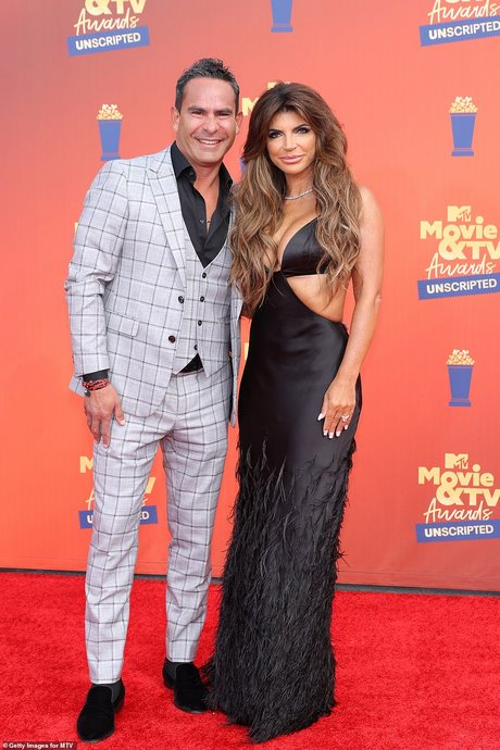 mtv-awards-outfits-2022-10_9 Mtv awards outfits 2022