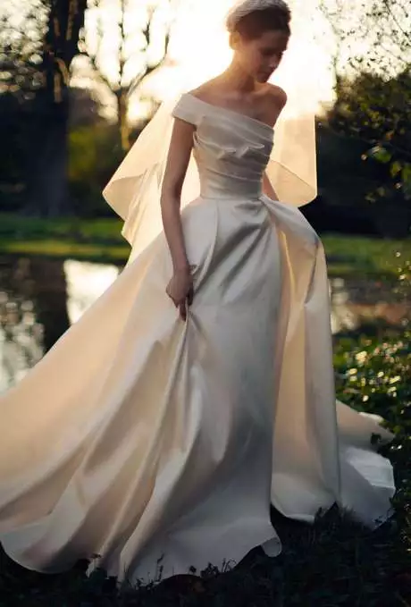 top-wedding-dress-designers-2023-45_16-10 Top wedding dress designers 2023