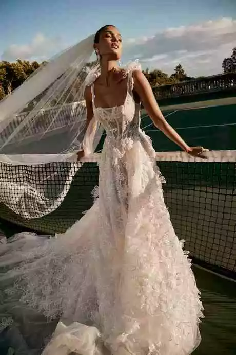 top-wedding-dress-designers-2023-45_8-18 Top wedding dress designers 2023