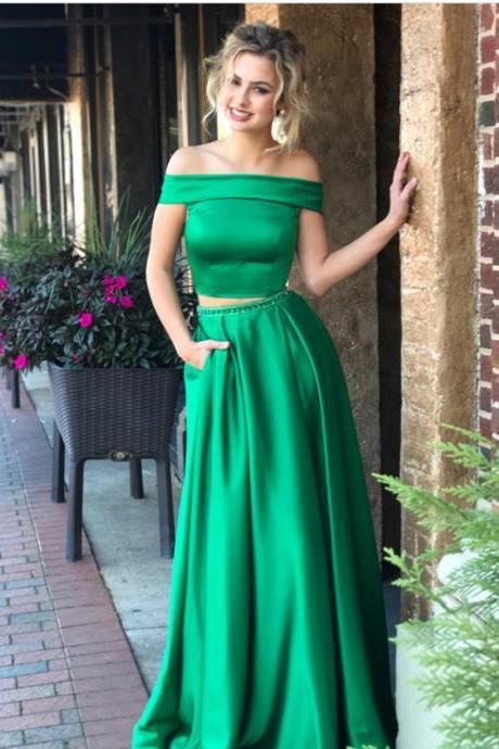 two-piece-green-prom-dress-98_16 Two piece green prom dress