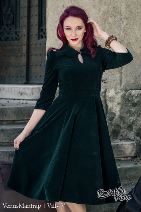 velvet-dress-with-sleeves-10_8 Velvet dress with sleeves